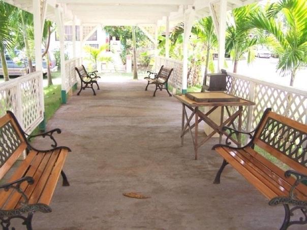 Hotel Perichi'S カボ・ロホ エクステリア 写真
